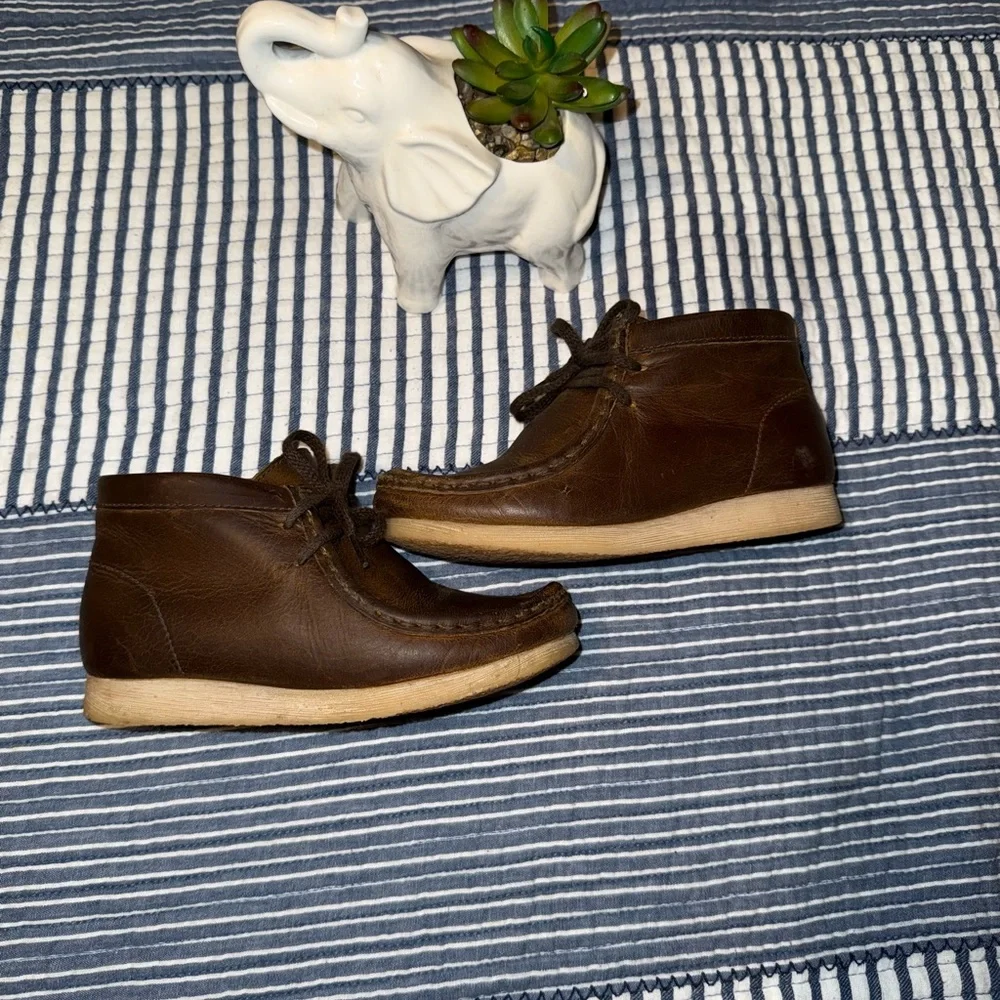 Clarks Brown Leather Loafers Comfortable Slip-Ons - Picture 3 of 4